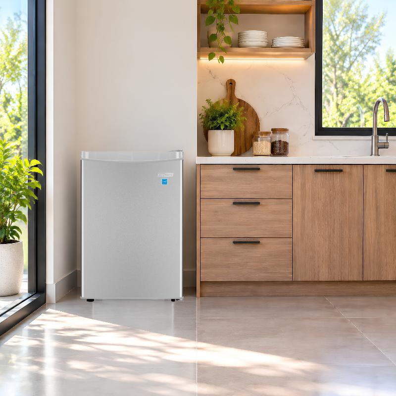 Conserv 18in STAINLESS Compact Mini Refrigerator 2.6cf Reversible Door 110V